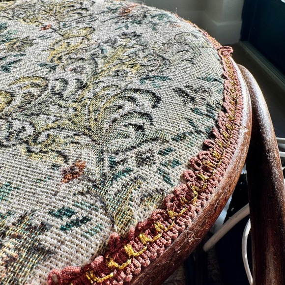 Vtg Thonet Style Bentwood Stool Upholstery Seat Grandmillennial Boho MCM Ottoman - Picture 5 of 11